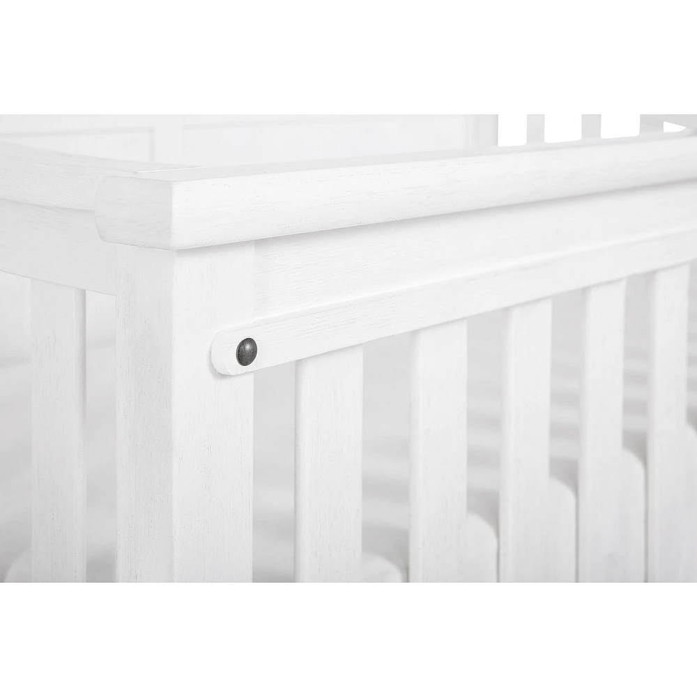 Evolur Andorra 5-In-1 Convertible Crib