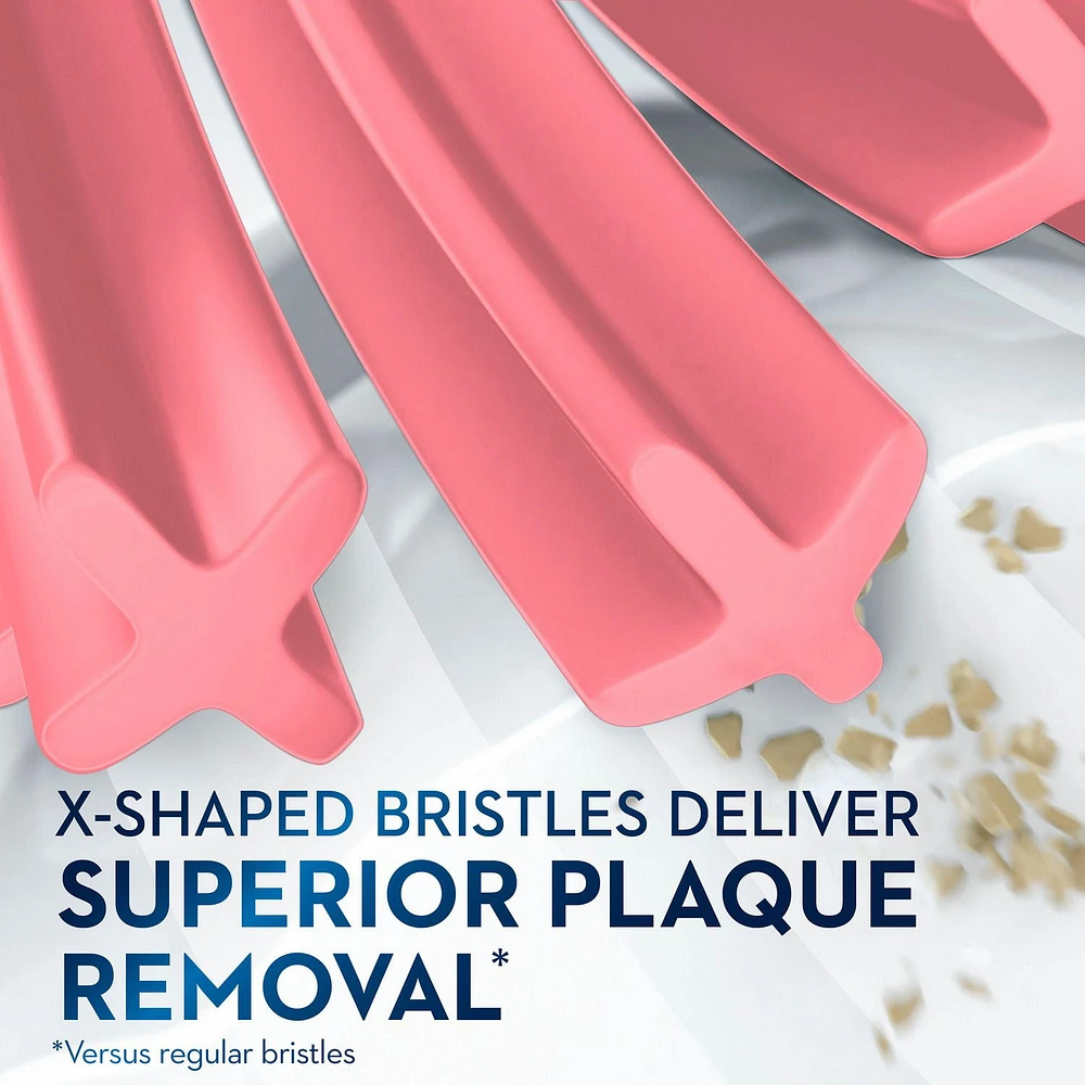 Brosse à dents Oral-B Brillance blanchiment haut de gamme avec efface-plaque, moyenne, bleu ciel