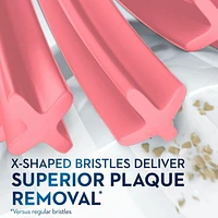 Brosse à dents Oral-B Brillance blanchiment haut de gamme avec efface-plaque, moyenne, bleu ciel
