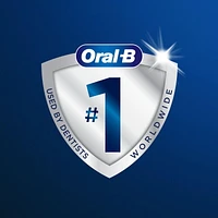 Brosse à dents Oral-B Brillance blanchiment haut de gamme avec efface-plaque, moyenne, bleu ciel