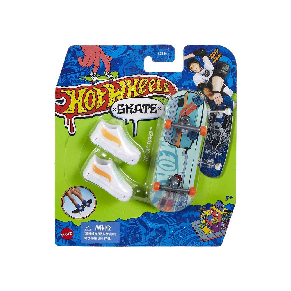 Hot Wheels Skate Tony Hawk Fingerboard & Skate Shoes, Toy for Kids (Styles May Vary)