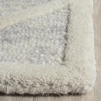 Safavieh Cambridge Johan Geometric Area Rug