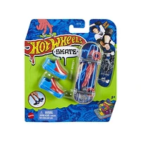 Hot Wheels Skate Tony Hawk Fingerboard & Shoes