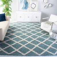 Safavieh Layla Geometric Plush Shag Area Rug