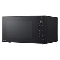 LG 1.5 cu. ft. NeoChef™ Countertop Microwave with Smart Inverter and EasyClean®