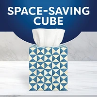 Scotties Ultra Doux - Papier mouchoir 3 épaisseurs, hypoallergénique et testé par des dermatologues, grand format, 1 boîte, 52 mouchoirs