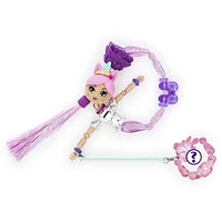 Twisty Girlz, Glitzy Bitsy Transforming Doll to Collectible Bracelet with Mystery Twisty Petz, for Kids Aged 4 and up