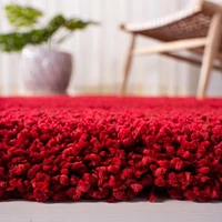 Safavieh Milan Harlow Solid Shag Area Rug