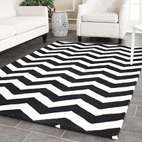 Safavieh Chatham Jake Zigzag Stripes Area Rug