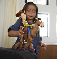 Disney and Pixar's Toy Story 4 Woody and Bullseye 2-Character Pack, Movie-inspired Relative-Scale for Storytelling Play