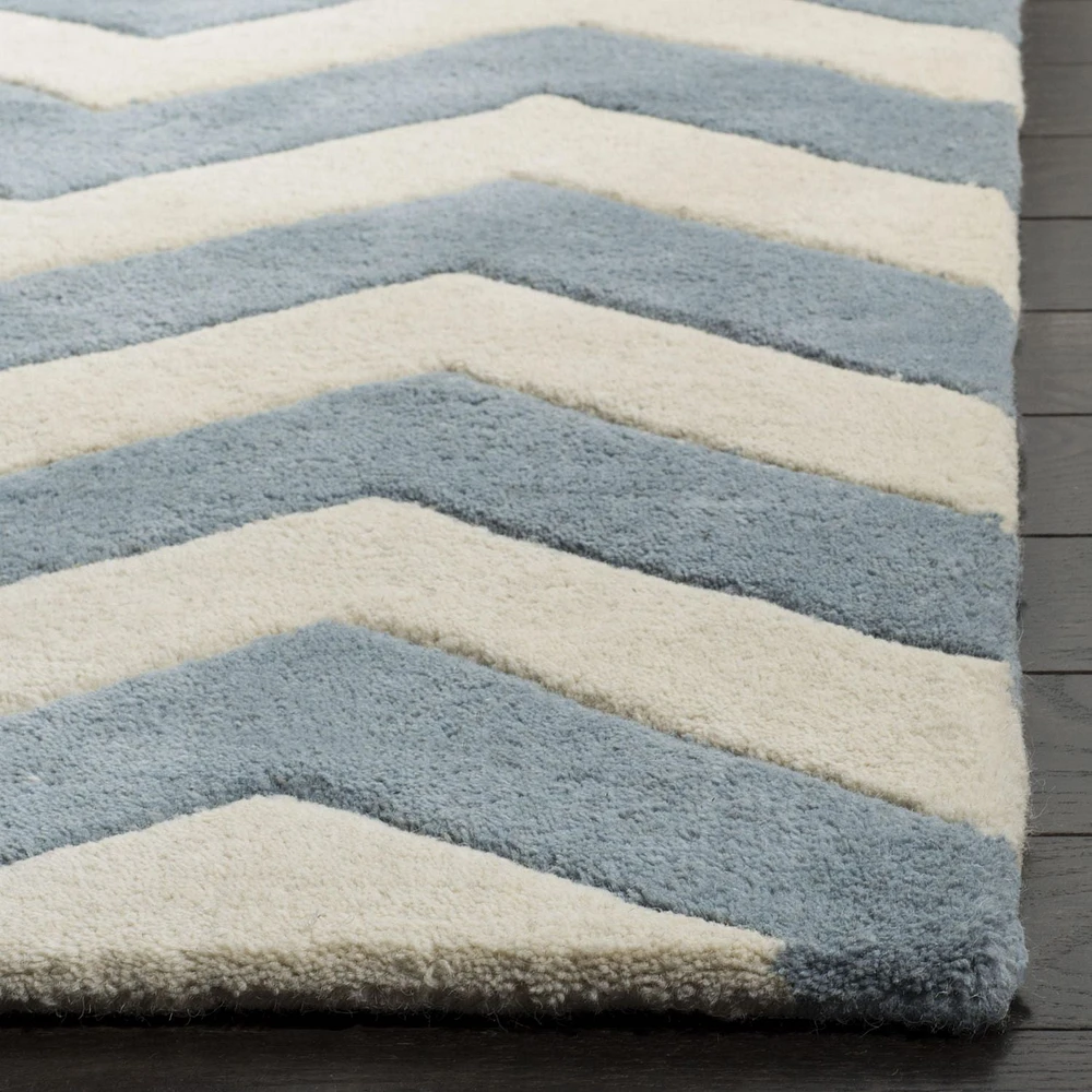 Safavieh Chatham Jake Zigzag Stripes Area Rug