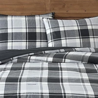 Eddie Bauer Plaid comforter and Sham Set, 3 piece set