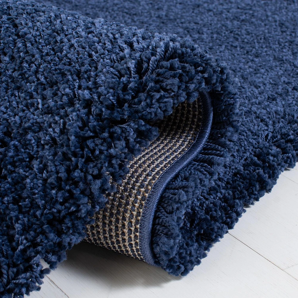 Safavieh Milan Harlow Solid Shag Area Rug