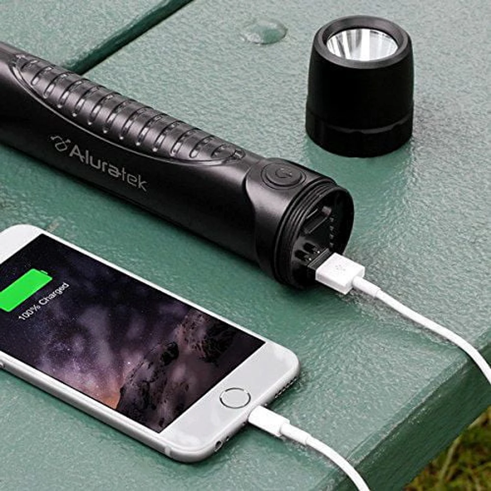 Aluratek La lampe de poche PowerLight à usage multiple avec chargeur rapide USB intégré