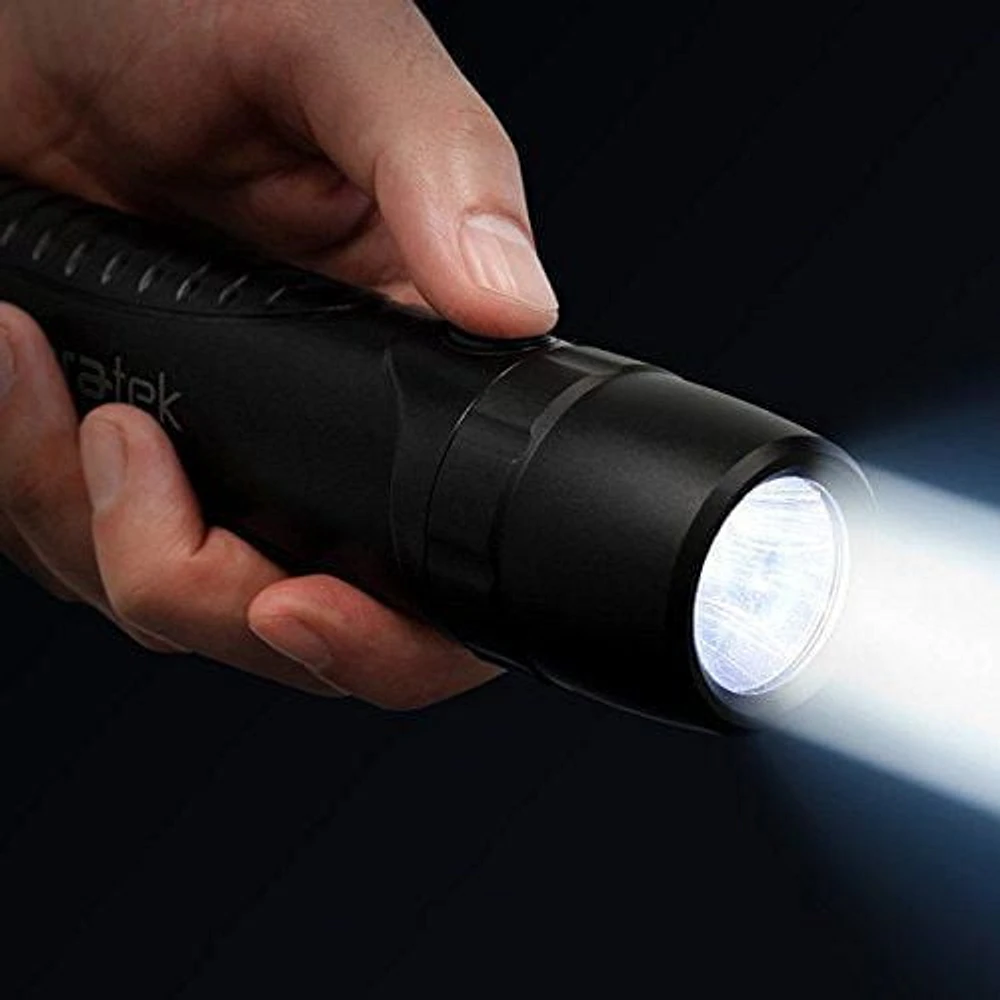 Aluratek La lampe de poche PowerLight à usage multiple avec chargeur rapide USB intégré