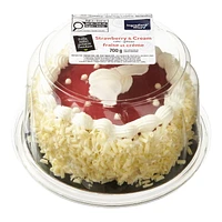 Your Fresh Market Strawberry & Cream Cake, 700 g