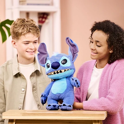 Jouet animatronique Real FX Disney Stitch de 18"<br>- Peut trouver une variation de Chase avec certification de 1ère édition Comme Stitch Dans La Vraie Vie