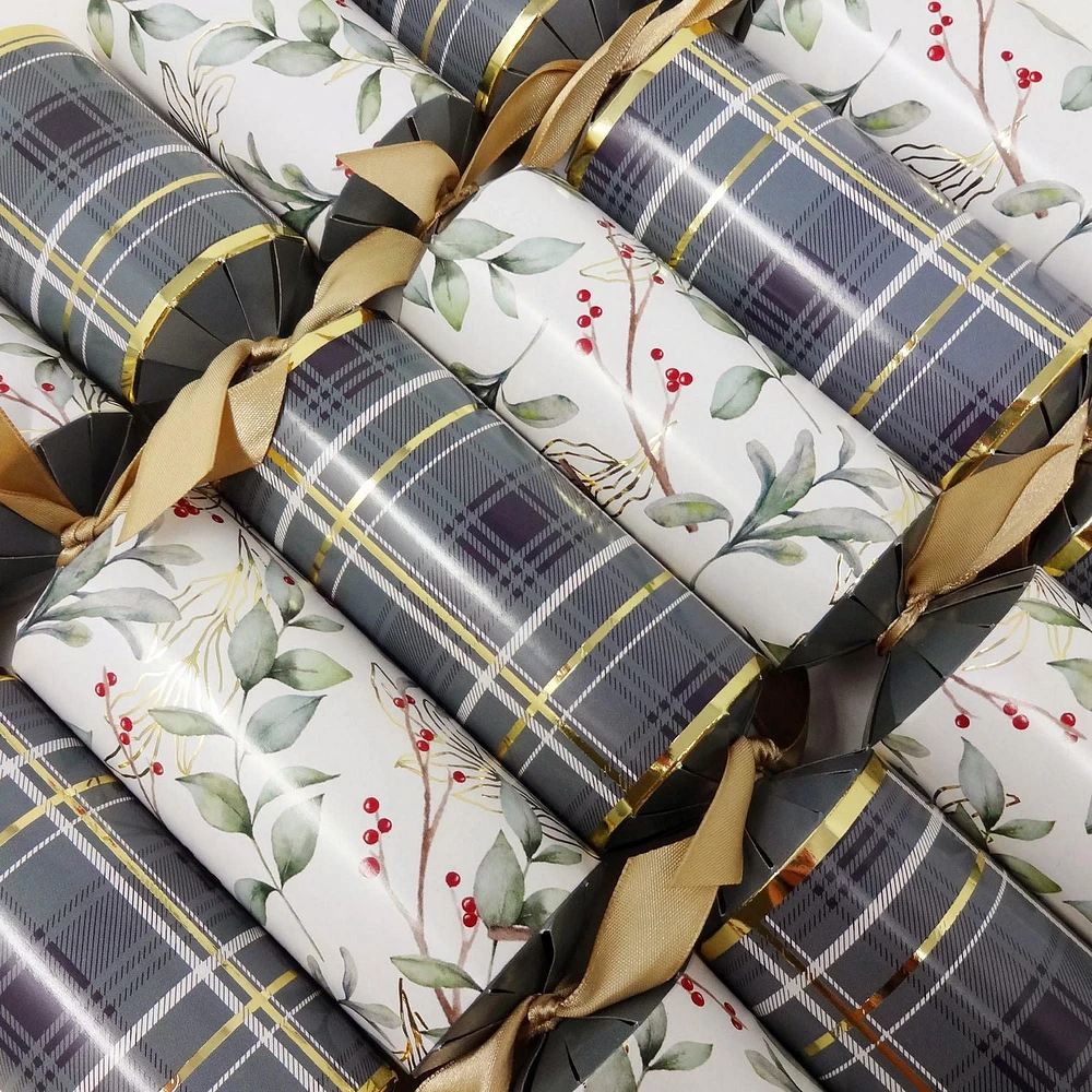 HOLIDAY TIME 12PK X 12" PREMIUM CHRISTMAS CRACKERS, FOLIAGE AND TARTAN PATTERN, 12PK PRE CRA BERRY