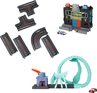 Hot Wheels City Breakout Bundle, 2 Playsets, 6 Track Pieces & 1 Toy Car