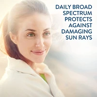 Hydratant facial quotidien Cetaphil FPS 15 | Hydratant léger pour le visage avec protection à large spectre | Sans huile, ni parfum, ni parabènes | Non comédogène | Recommandé par les dermatologues 120 ml