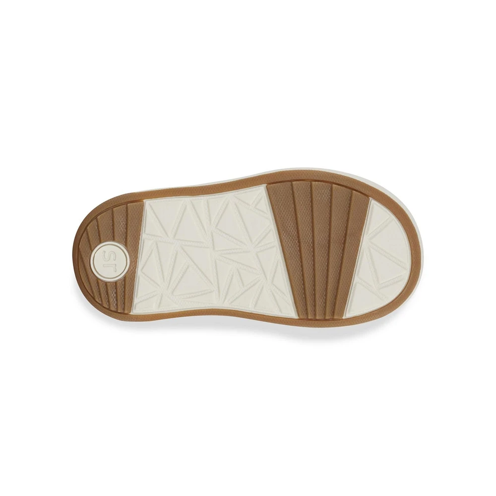 Pax, Pax: Comfy, durable sneakers for active kids