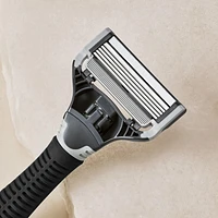 Harry's Men's Razor: 1 Charcoal Razor Handle + 2 Razor Blade Cartridges, 1 razor handle, 2 cartridges