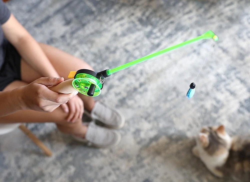 Quirky Kitty Reel Fun Fishing Rod Light Up Interactive Teaser Wand Cat Toy, Light Up Teaser Wand