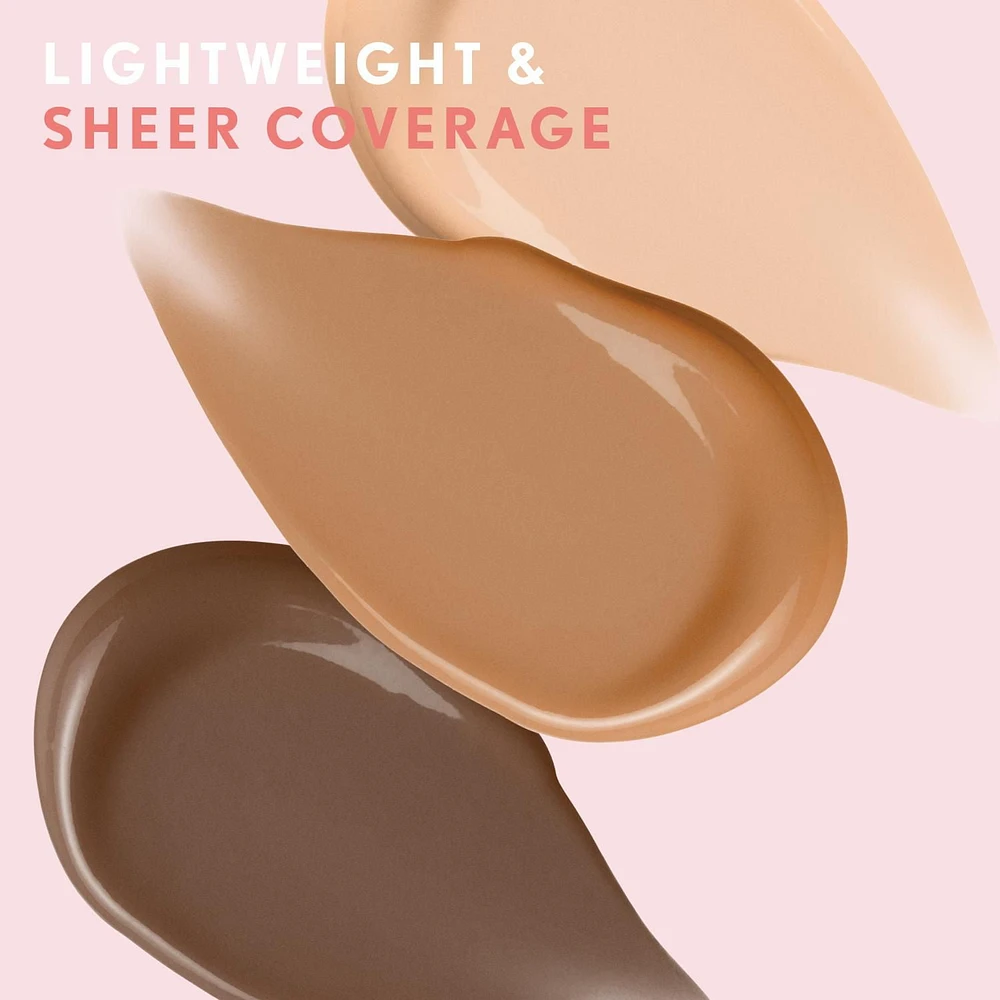 COVERGIRL - Fond de teint couvergance légère Clean Fresh, formulé sans parabènes, sulfates, huile minérale et talc. Enrichi en niacinamide, lait de coco et aloès, 100 % végétalien et sans cruauté envers les animaux Peau hydratée & lumineuse