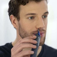 REMINGTON Nose, Ear & Detail Trimmer with CLEANBoost Technology, Nose Ear