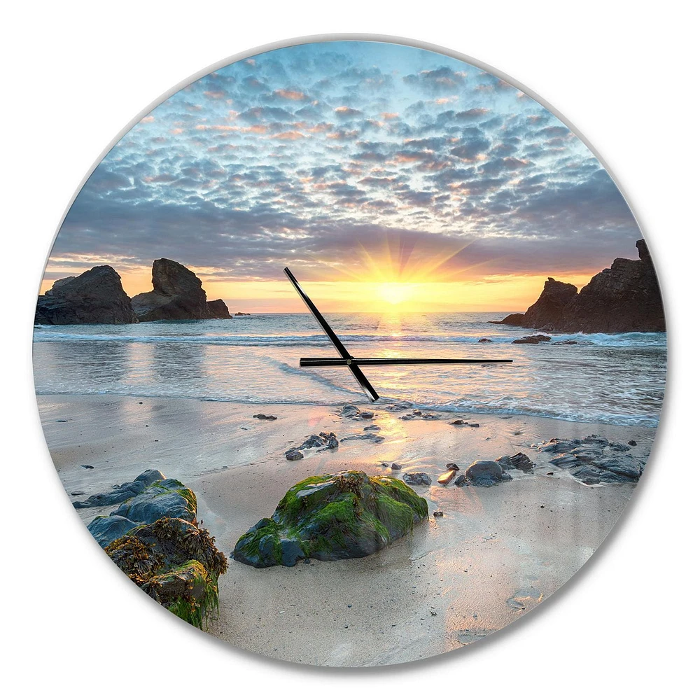 Designart 'Beautiful Porthcothan Bay ' Modern wall clock