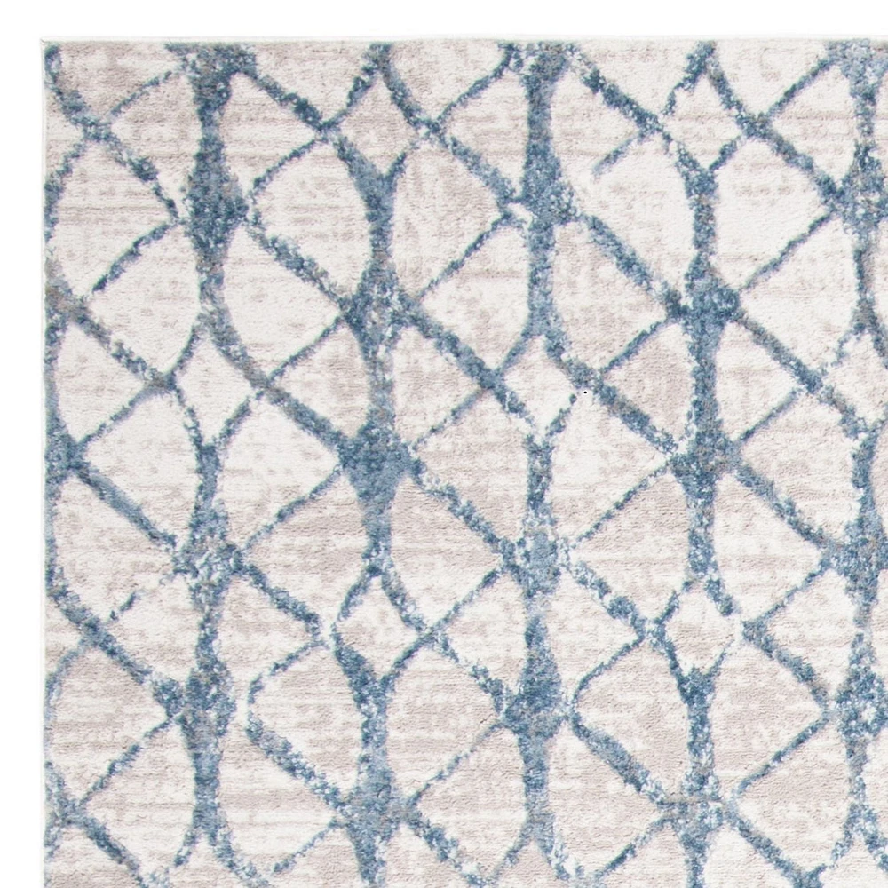 Safavieh Amelia Floella Geometric Area Rug