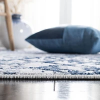 SAFAVIEH Amelia Roslyn Abstract Distressed Area Rug