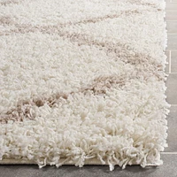 Safavieh Dallas Logan Geometric Shag Area Rug