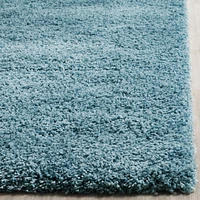 Safavieh California Solid Plush Shag Area Rug