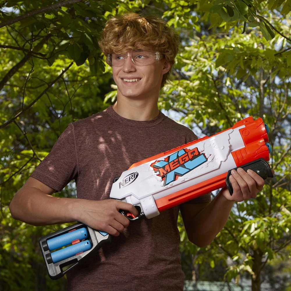 Nerf Mega XL Double Crusher Blaster, Largest Nerf Mega Darts Ever, 4 Nerf Mega XL Whistler Darts,Onboard Dart Storage