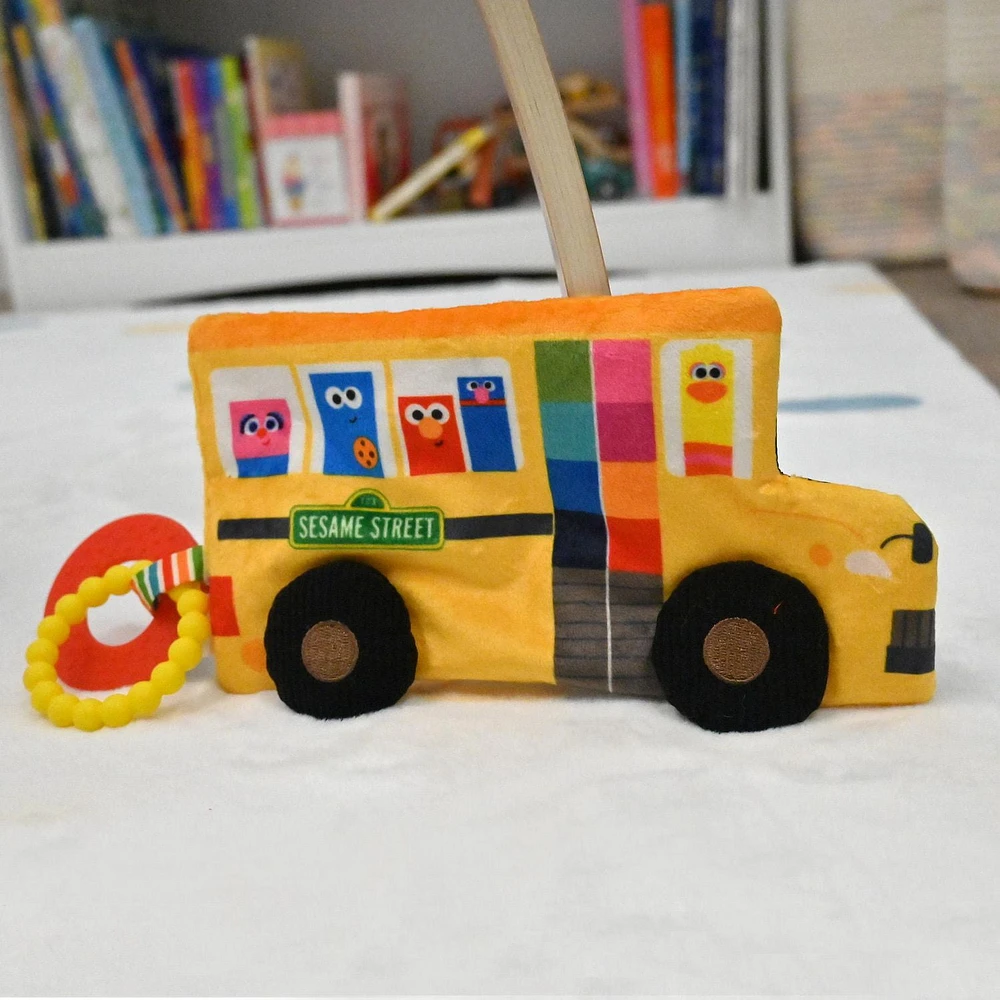 Bus scolaire de Kids Preferred Sesame Street 9 pouces