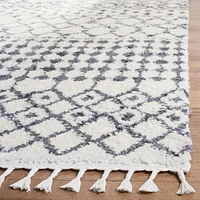 Safavieh Berber Fringe Phillip Aztec Shag Area Rug