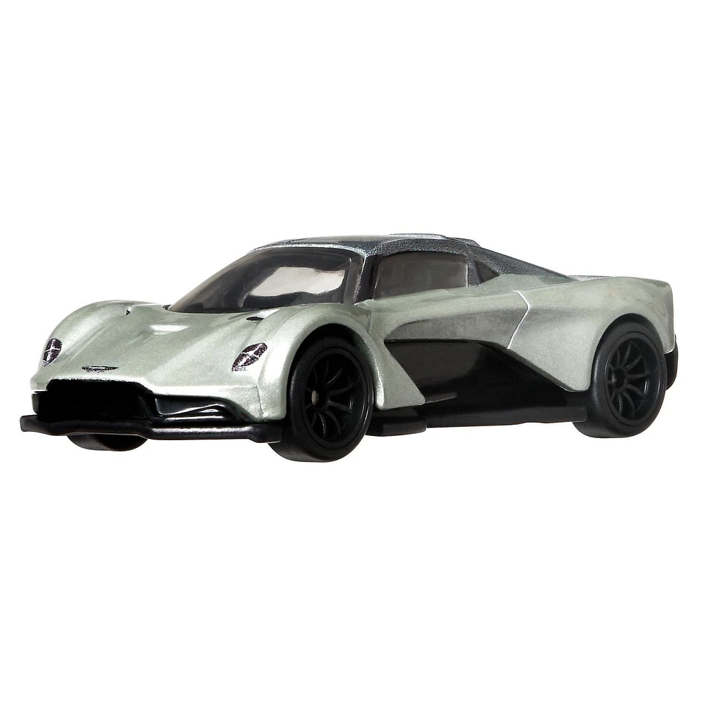 Hot Wheels Retro Entertainment Collection 1:64 Scale Premium Vehicle Aston Martin Valholla