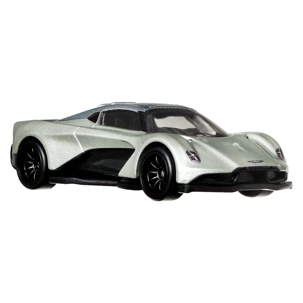 Hot Wheels Retro Entertainment Collection 1:64 Scale Premium Vehicle Aston Martin Valholla