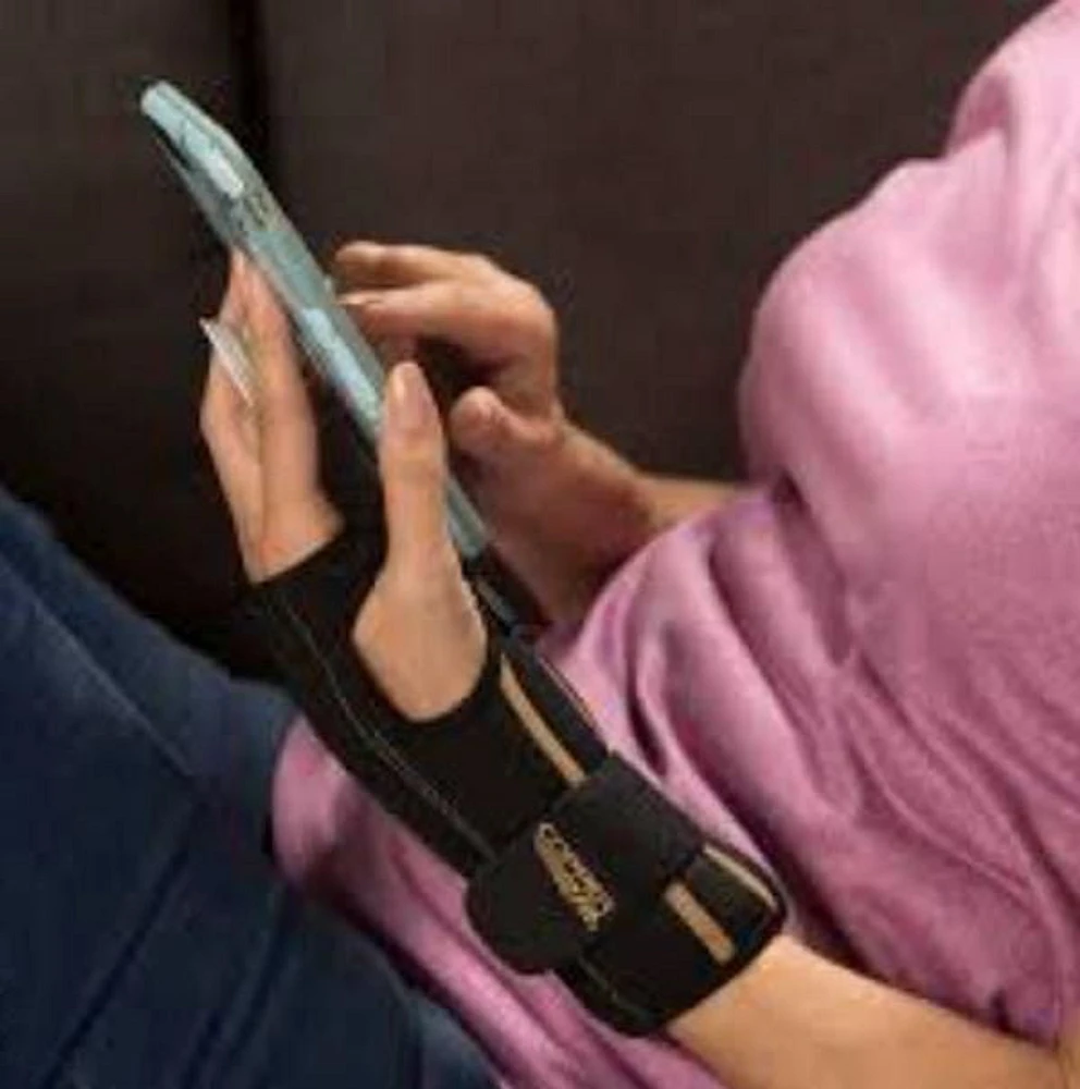 Copper Fit Rapid Relief + Wrist Brace