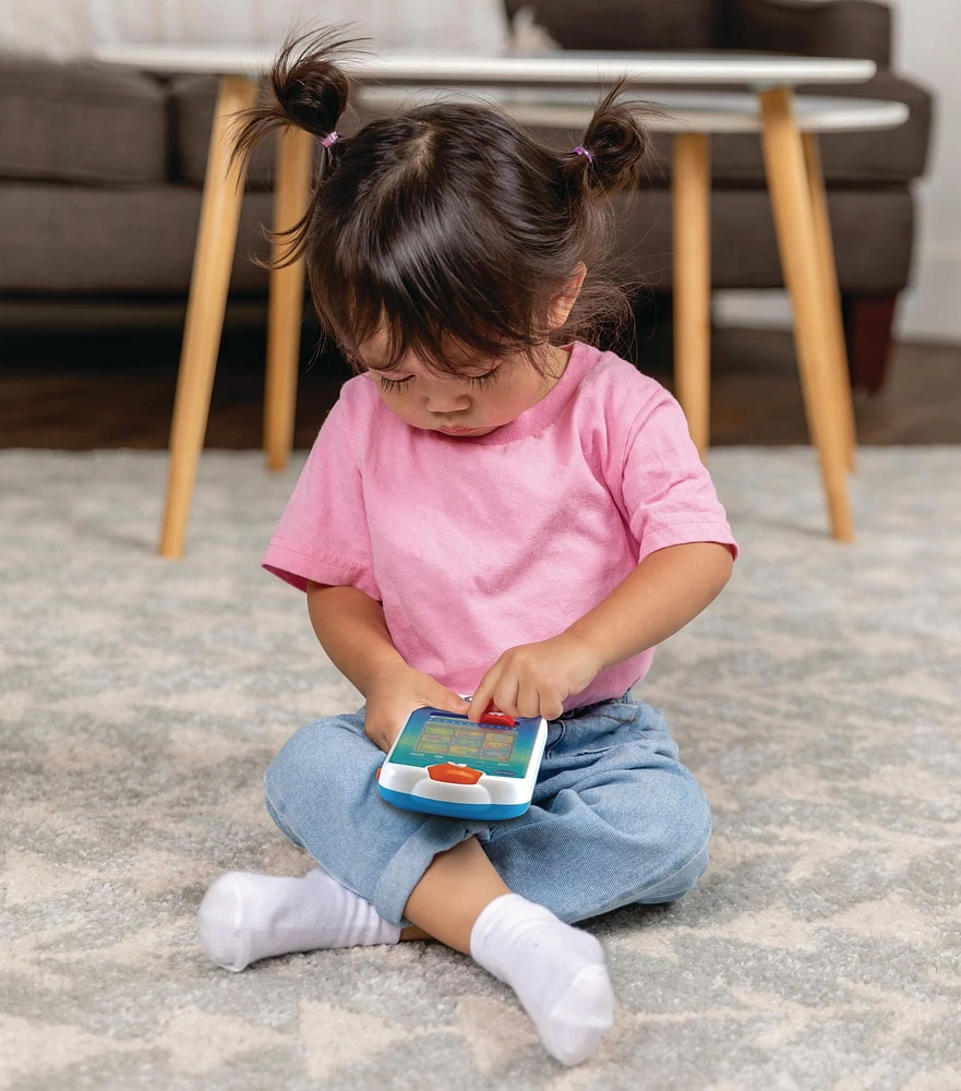 VTech Touch & Chat Light-Up Phone - French Version, 6-36 Months