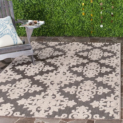 Safavieh Cottage Damjan Geometric Floral Outdoor Area Rug