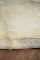 Cowhide Rug, Medium Brindle - Full Skin