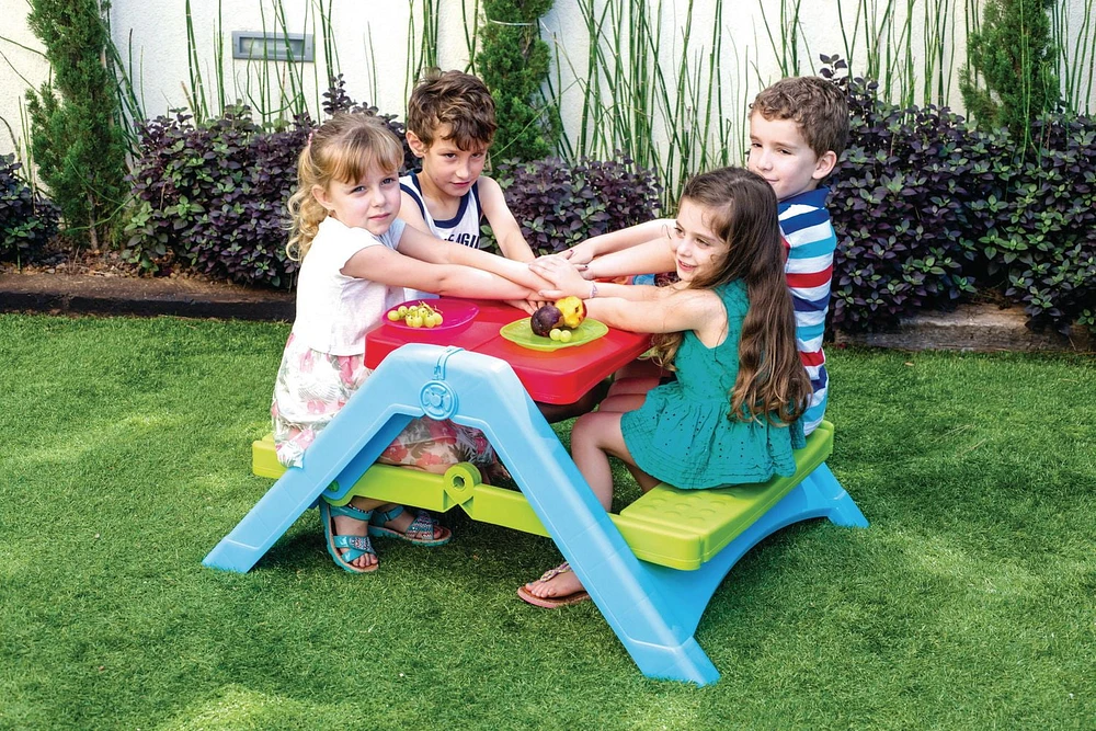 PalPlay Foldable Picnic Table