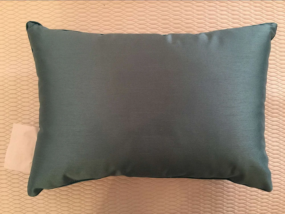 Mainstays Faux Silk Cushion