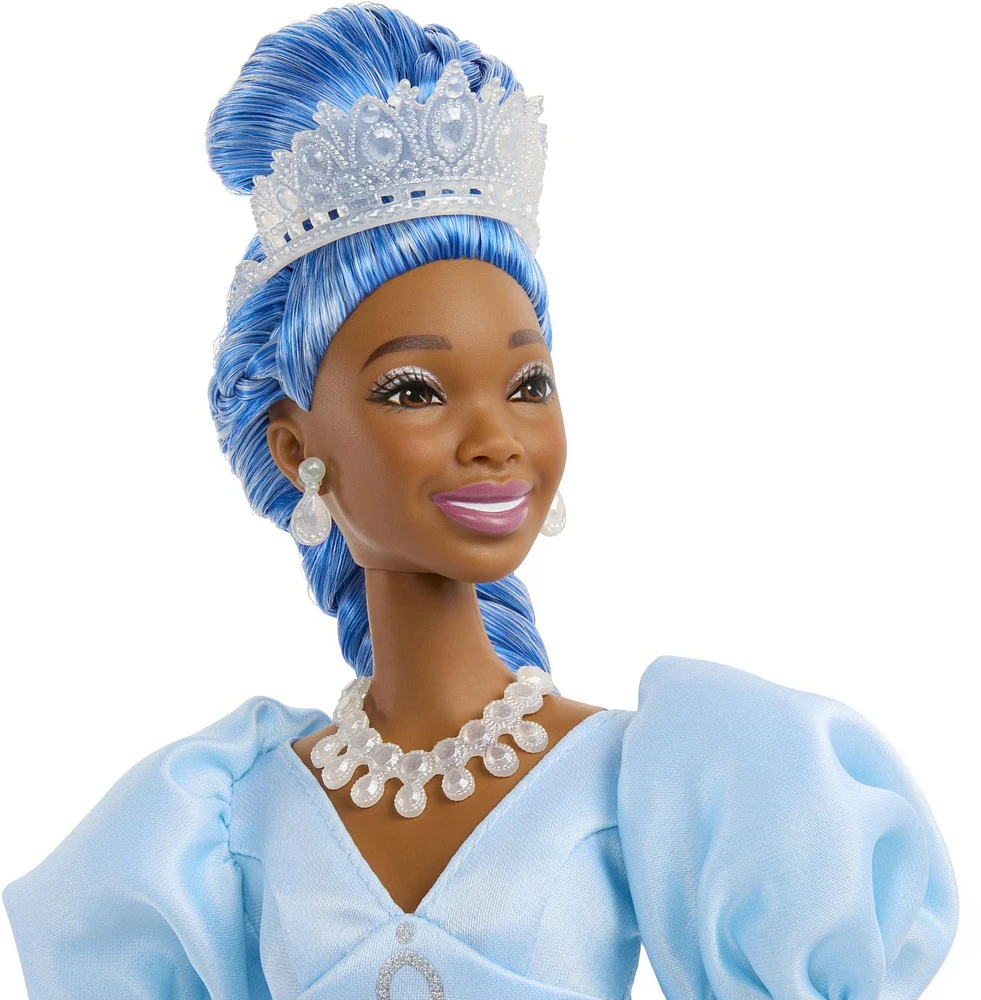 Disney Descendants: The Rise of Red – Queen Cinderella Fashion Doll with Movie-Inspired Royal Gown & Accessories, Ages 3Y+