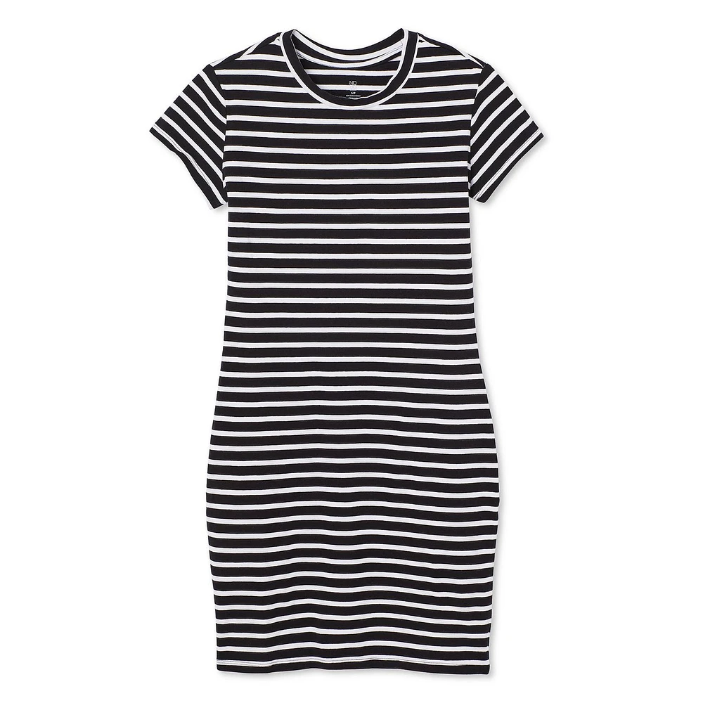 Robe hyper moulante No Boundaries pour femmes Tailles TP–TTG