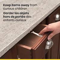 Verrou à prise large pour armoire et tiroir de Safety 1st