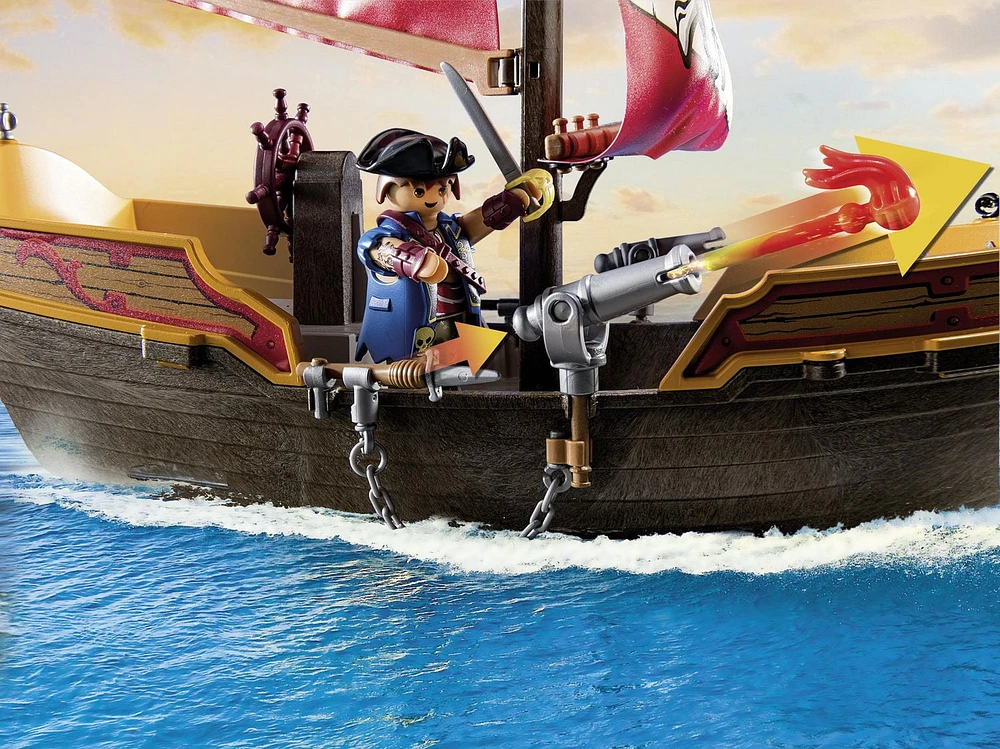 Playmobil Small Pirate Ship, Floating ship with cannons