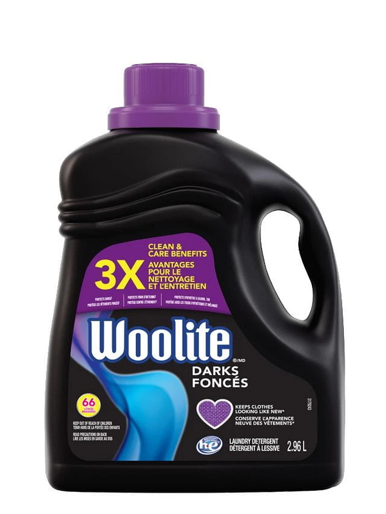Woolite Foncés, Détergent à lessive, Paquet méga valeur, 2,96 L, Avec renouvellement de couleur - Les vêtements conservent une apparence neuve plus longtemps 1 unité 2,96 L / 66 brassées